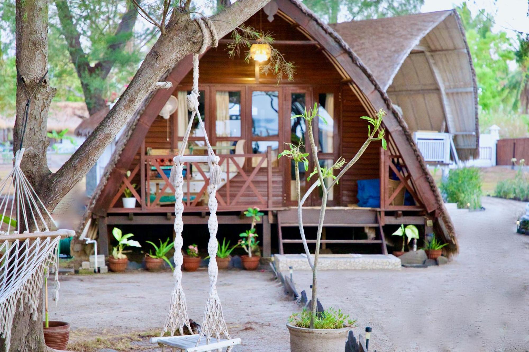 Villa Sunset Beach Gili Trawangan Bagian luar foto