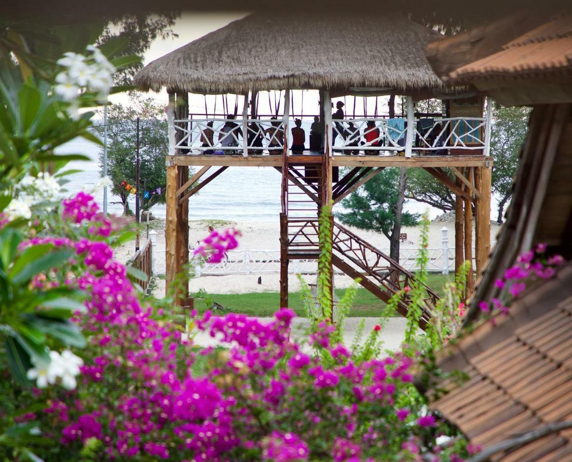 Villa Sunset Beach Gili Trawangan Bagian luar foto