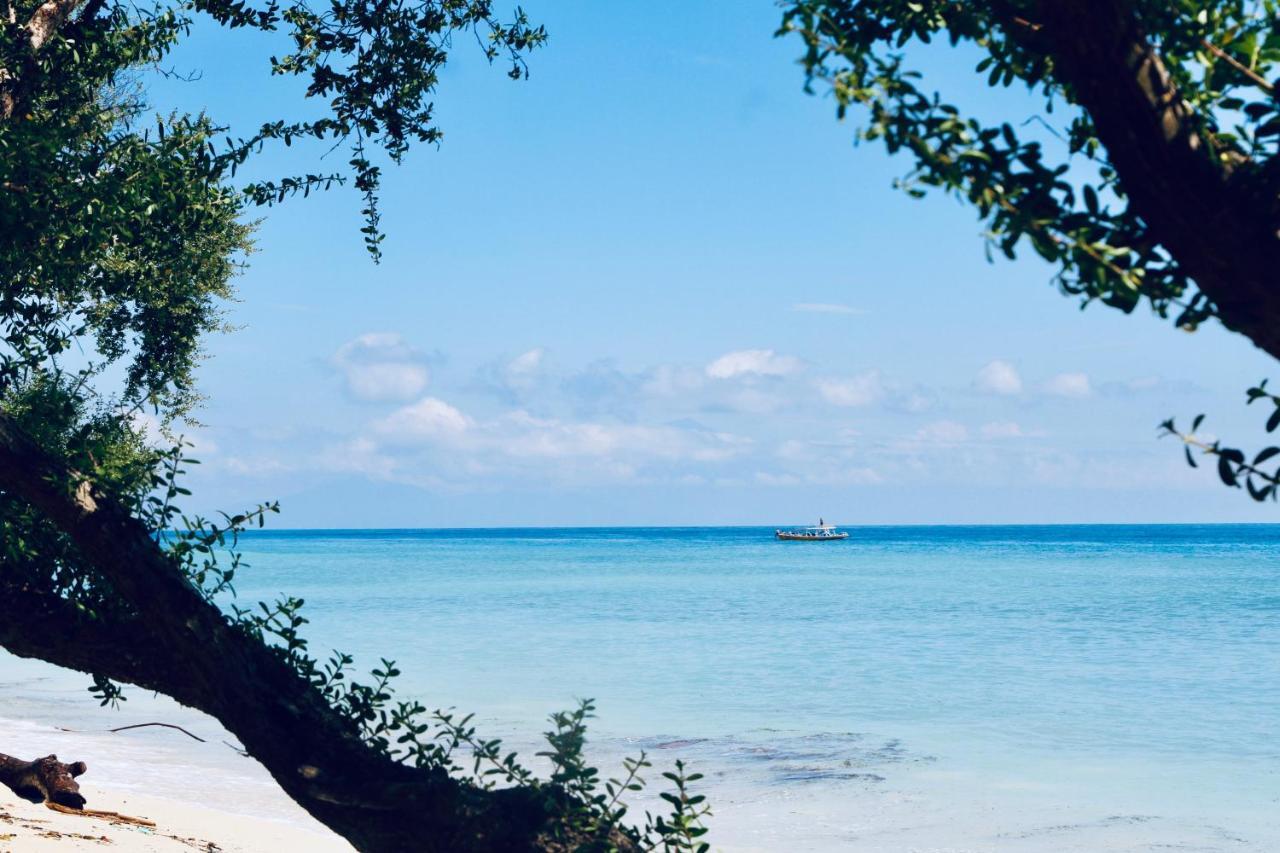 Villa Sunset Beach Gili Trawangan Bagian luar foto